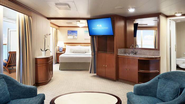 Princess Cruises Coral Princess Suite.jpeg